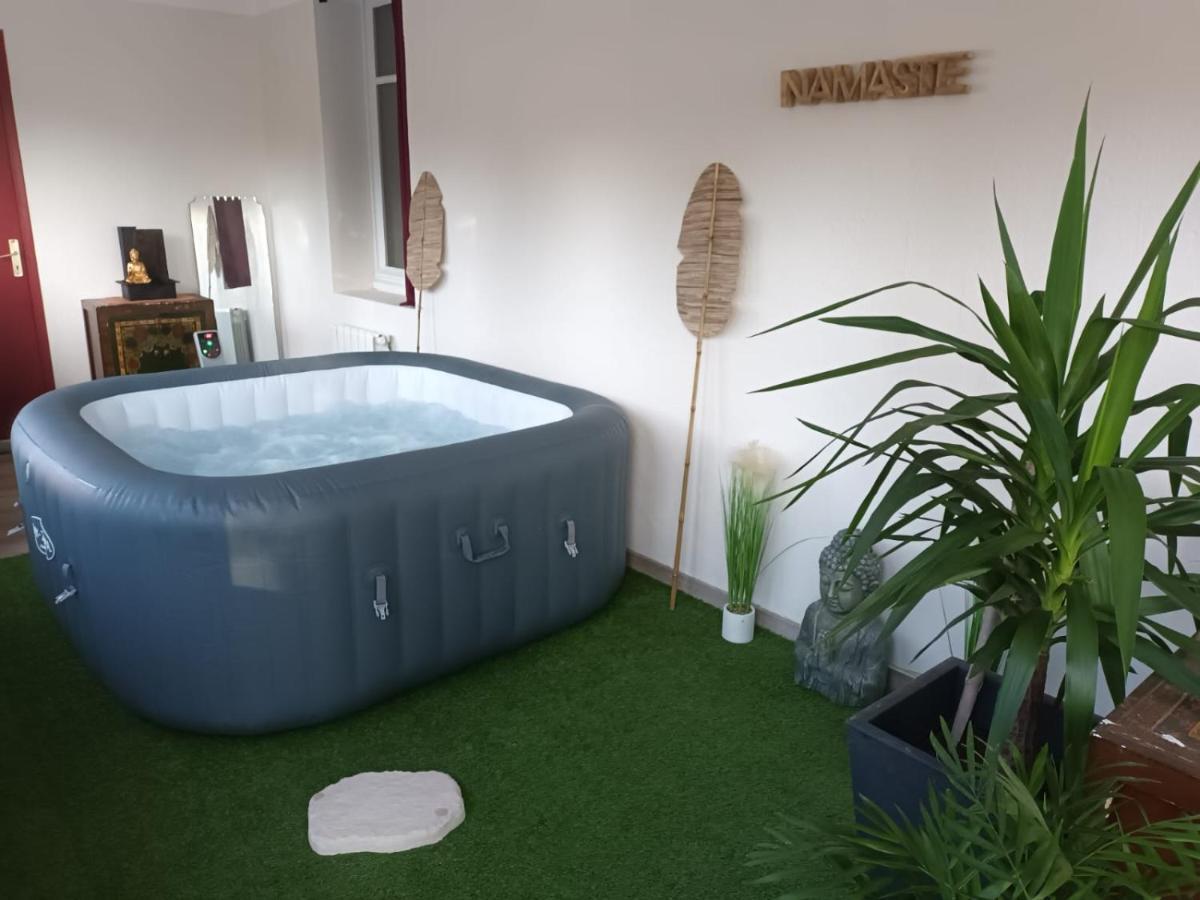 Gite Zen Carnoules  ภายนอก รูปภาพ